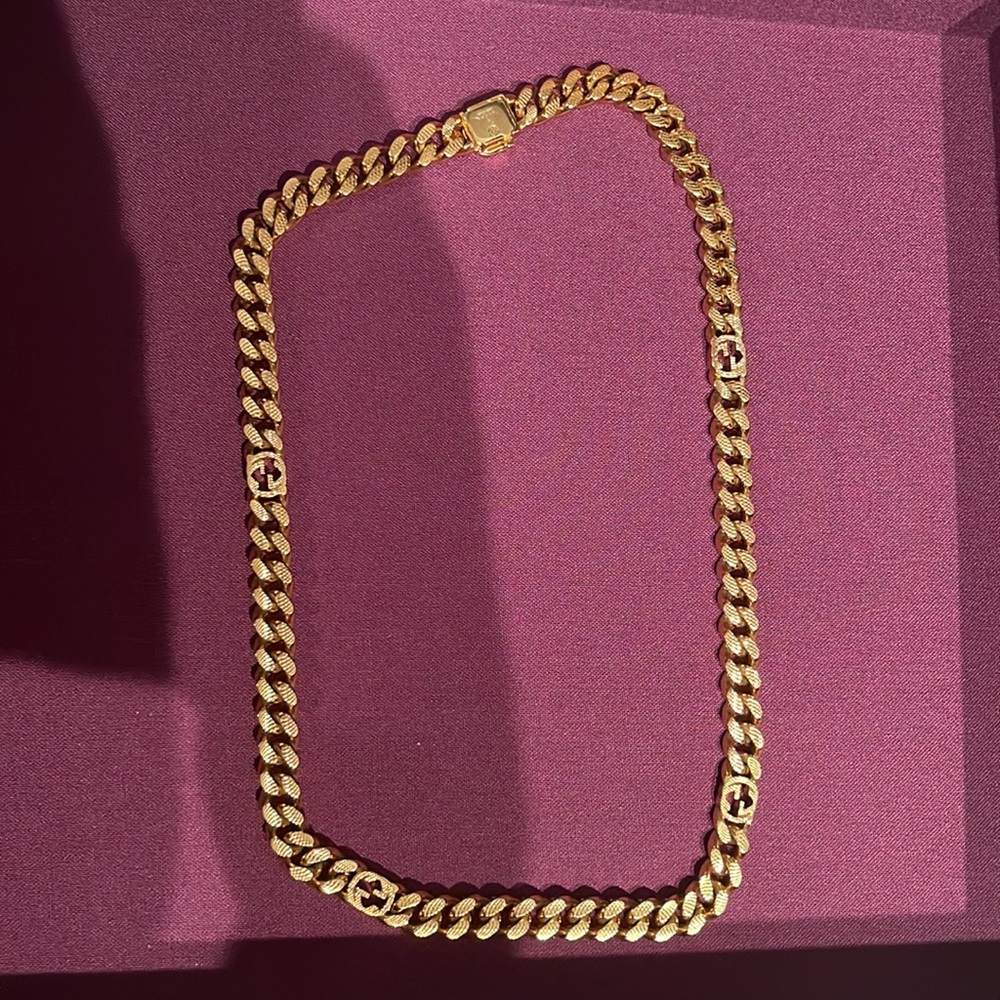 Necklace with Interlocking G - Picture 2 of 2
